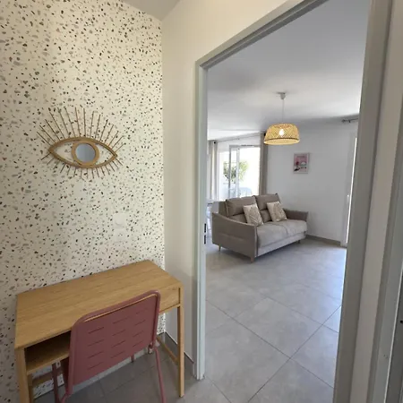 Valras-loc Naia Cosy Avec Piscine Appartement *